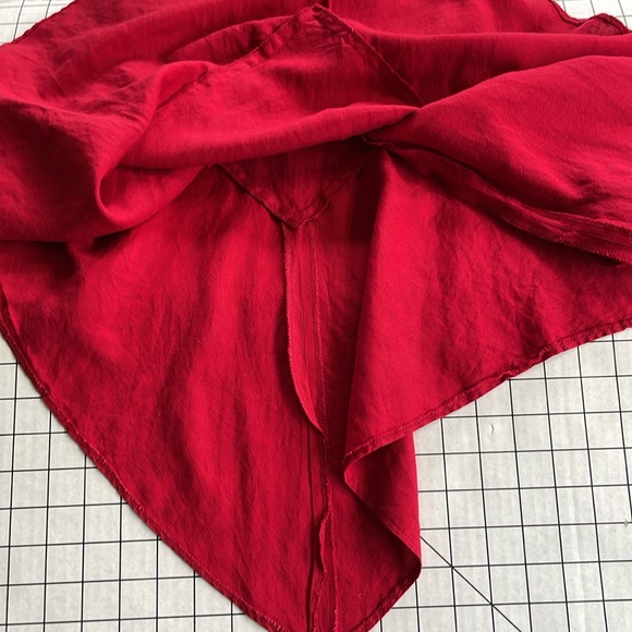 Larry Levine red linen blend asymmetrical long skirt - Picture 8 of 10